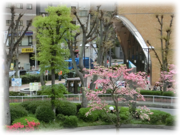 上尾駅東口