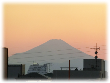 16：55の富士山